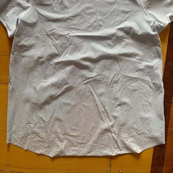 Split Back Light Blue Lululemon Shirt - Picture 2 of 3